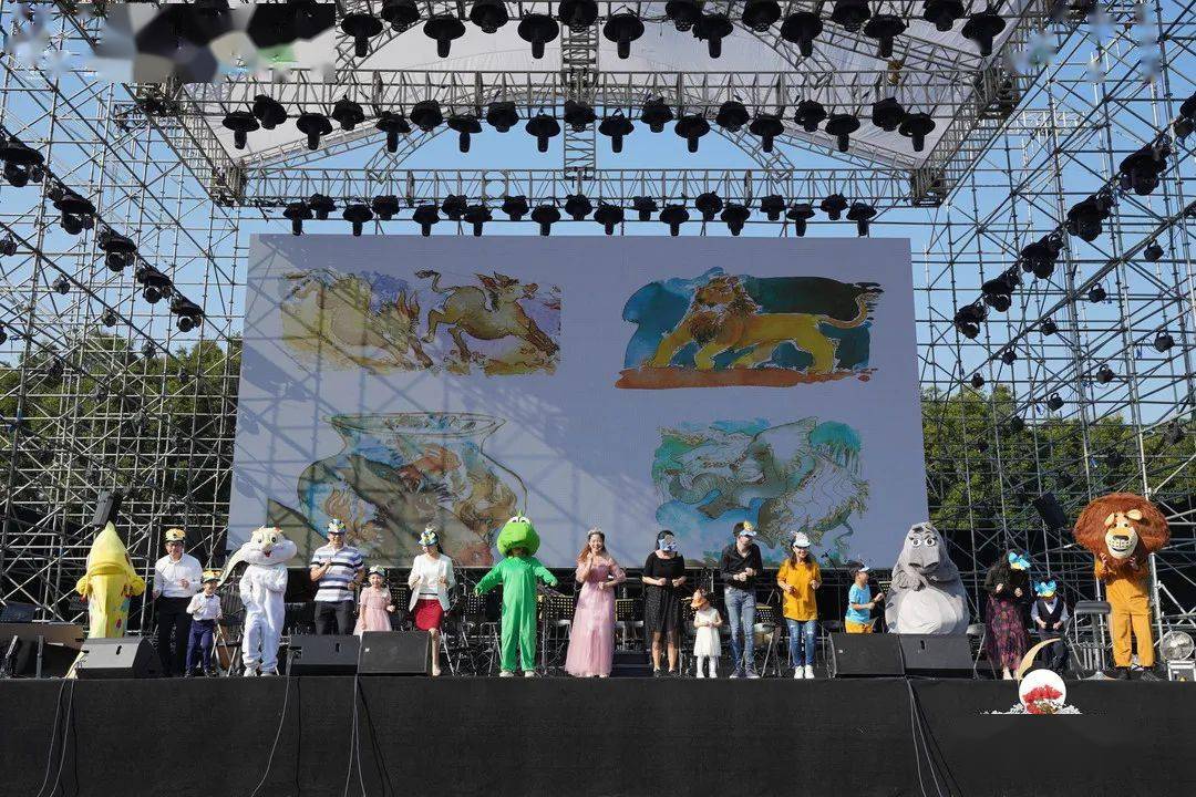2020深圳公园文化季丨坐在草地上听交响乐第六届莲花山草地音乐节精彩