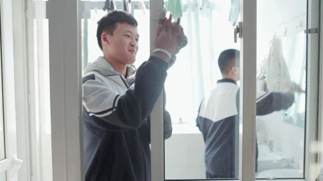 淄博六中学生宿舍什么样走一起去看看