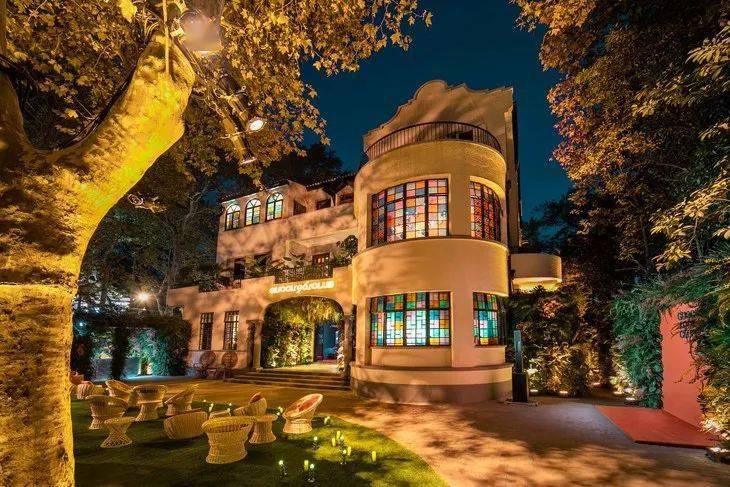 节目|壹周潮话题 | 付完尾款，只能靠这节目找找赚钱动力了