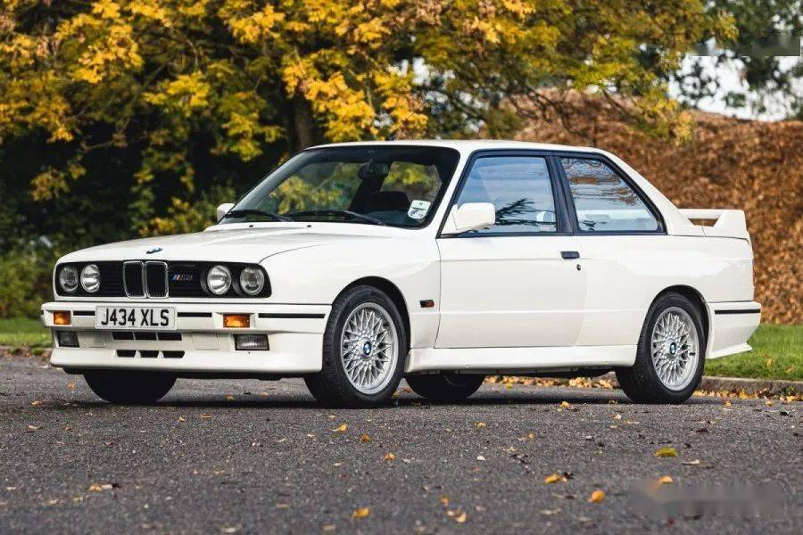 1992年宝马e30m3仅行驶54654英里65万成交