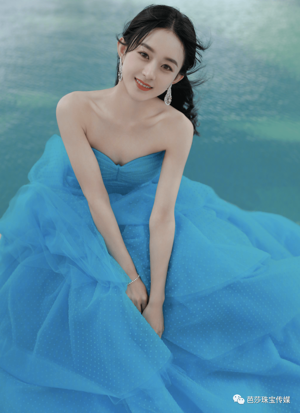 珠宝|女明星复出只拼业务能力？珠宝造型才是新“战场”！