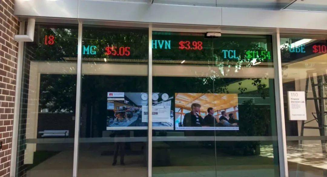 2020专科毕业生薪酬_2020年金融硕士毕业生薪资曝光!最有“钱”途的竟然