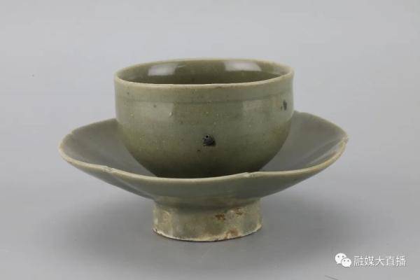 墓葬|西安考古新发现！出土珍贵耀州窑青釉瓷器！部分器型首次发现～