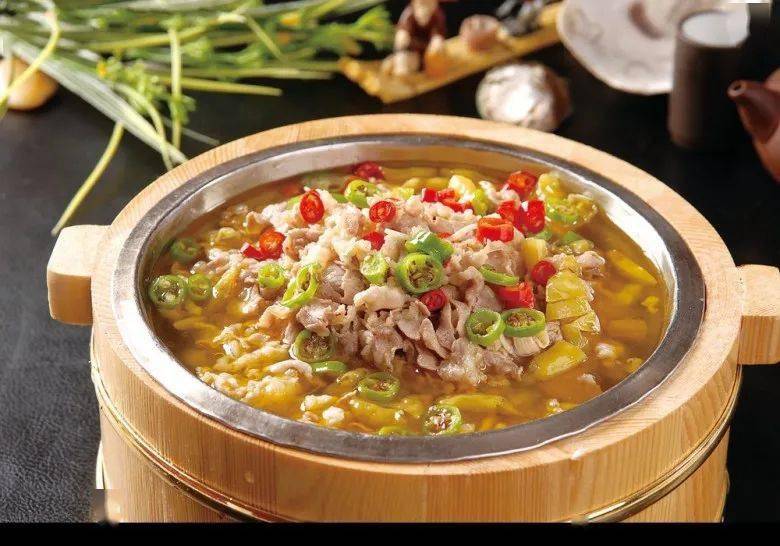 酸汤肥牛的做法 c3ff91cd80724956a1a430bd73205e11.jpeg