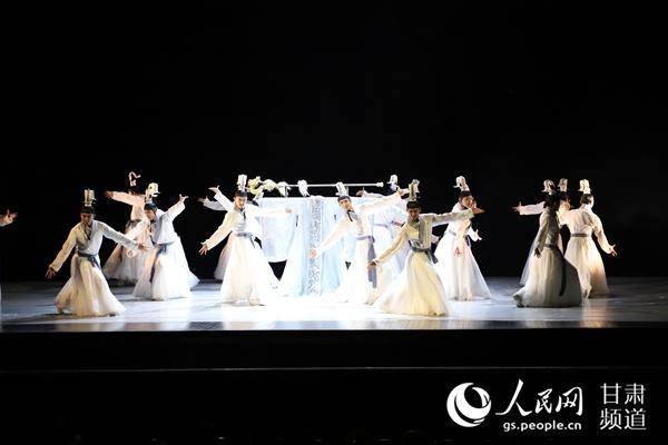 舞蹈视频古风15秒 02ddb2cc860d4c76bc324feca37b4feb.jpeg