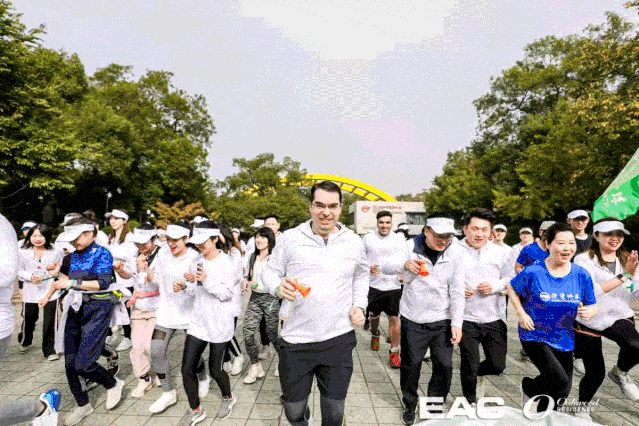 to the west lake, as the proverb goes, seven out of ten most