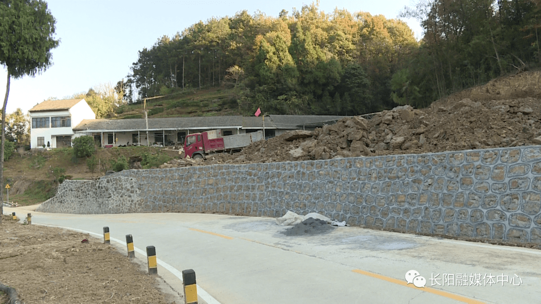 "四路两桥"成为都镇湾镇发展提速新引擎