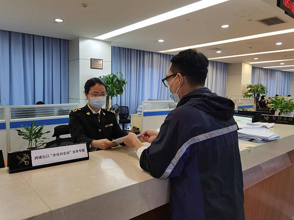 口岸|出口更便利，上海口岸跨境电商B2B出口试点迎来“开门红”
