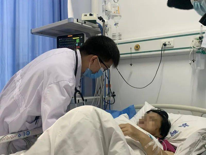 什么原因会引起急性心梗 d4b586f9a3bf4cb7b4f0affc85a679f2.jpeg