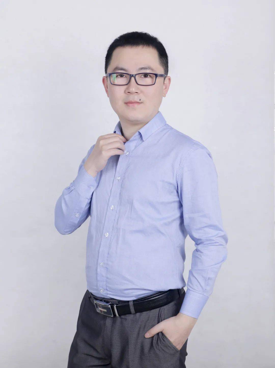 泰mba中心常务副主任14:30-16:00　笔试技巧分享16 :00-16:30　互动答疑出席校友