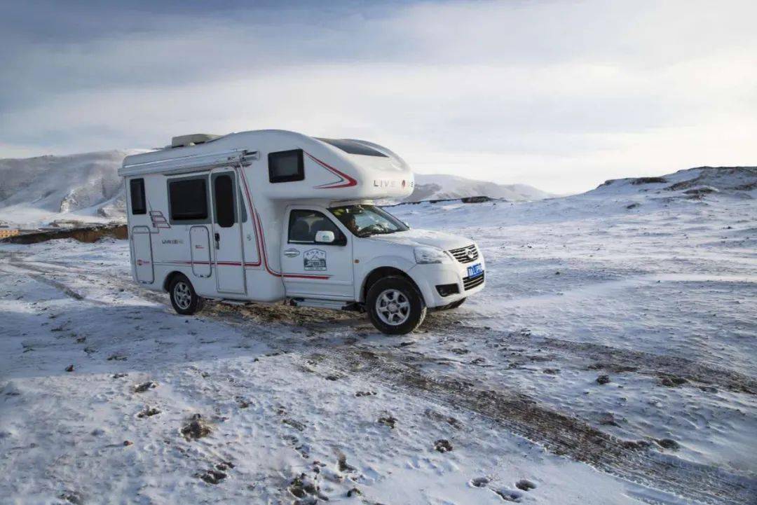 冰天雪地,这样玩房车_搜狐汽车_搜狐网