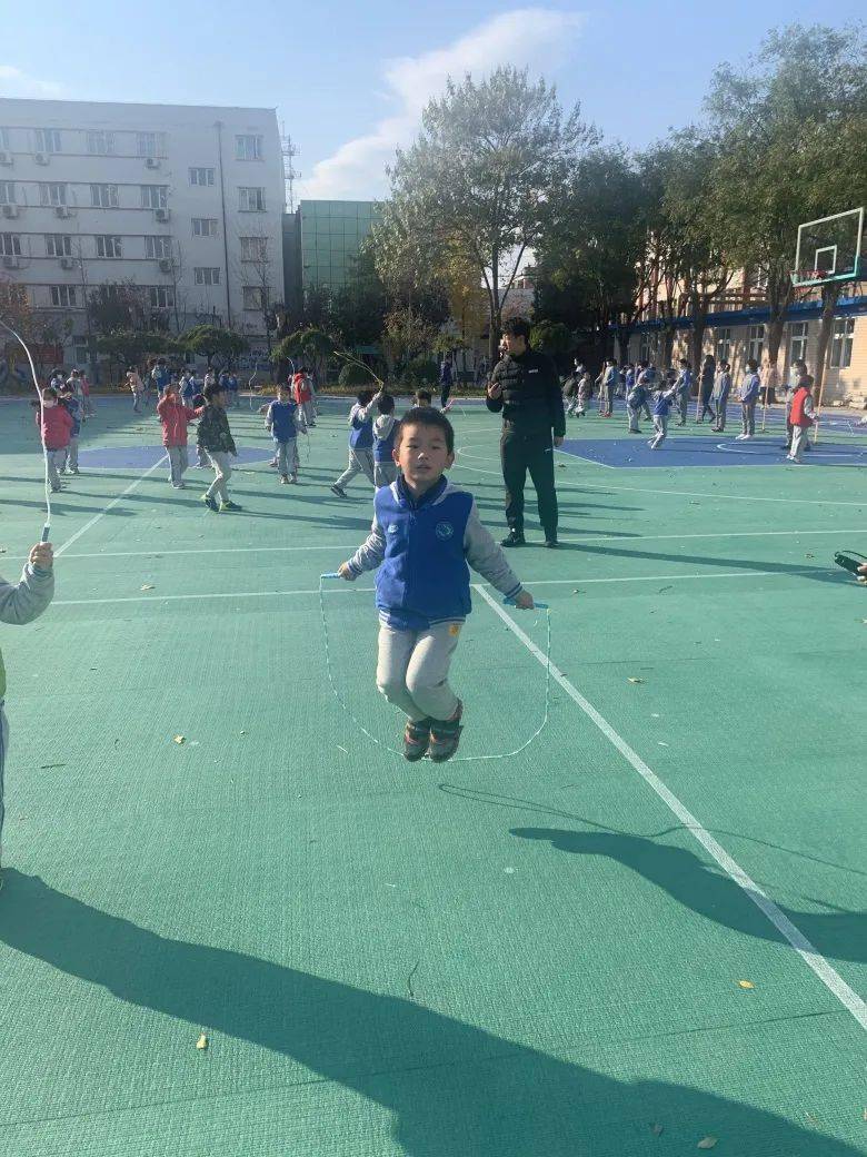 大学田径教案模板范文_田径教案模板范文_田径教案模板