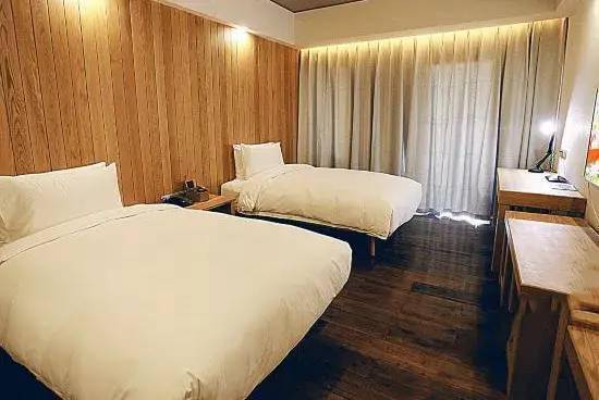 【团建定制】年会团建来嗨party!个性化定制团建,趣味游戏、户外训练、美食聚会,共享娱乐盛宴!-搜狐大视野-搜狐新闻