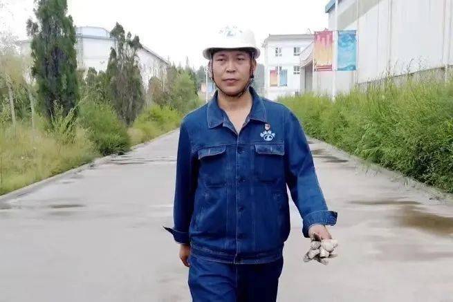 临洮人的骄傲:全国劳动模范王兴平载誉归来