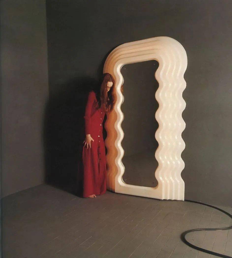 你的镜子这么好看，自拍一定很美吧