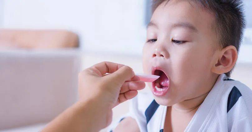过来人|让孩子不抗拒吃药喂小孩吃药不烦恼!过来人分享妙招