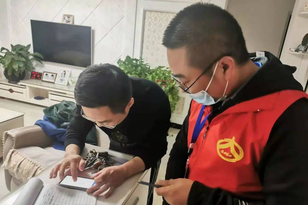 到社区指导人口普查工作_社区人口普查照片(2)