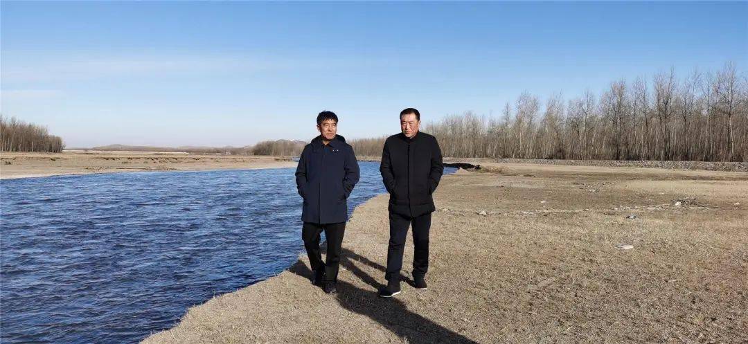 乌兰浩特市:绿染红城景色新 生态文明入佳境