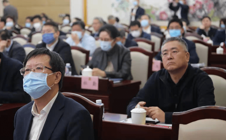 民企经济总量占到了国家(2)