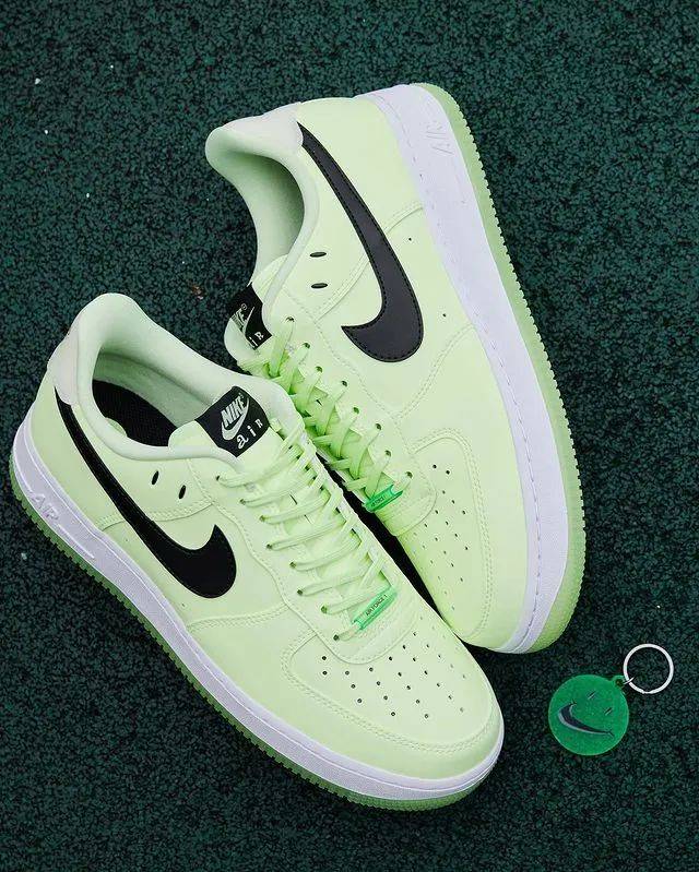 "夜光笑脸"af1官方公布"have a nike day"新设计本月正式发售!