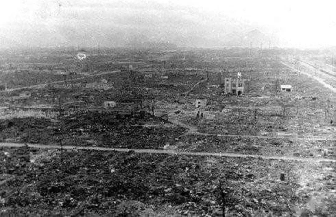 原子弹的爆炸范围是多少 6e1e165834eb4587b0da819d09ec265a.jpeg