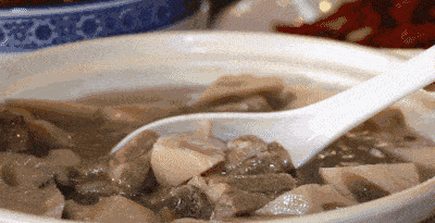 排骨汤里放什么菜最好吃 760a6607dd734bd18f6a15d7e8f267b8.gif
