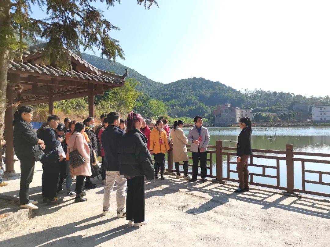 浦北县龙门镇举办新任村(社区)团支部书记培训班