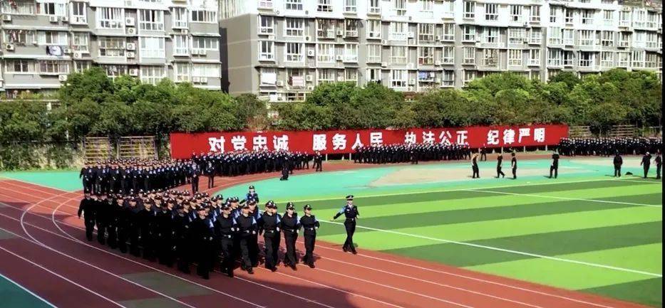 宣培科相关同志一行至四川司法警官职业学院看望慰问初任培训的德阳
