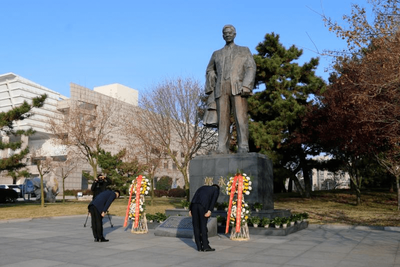 12月5日,是荣成籍"两弹一星"元勋郭永怀先生牺牲52周年纪念日,市教体