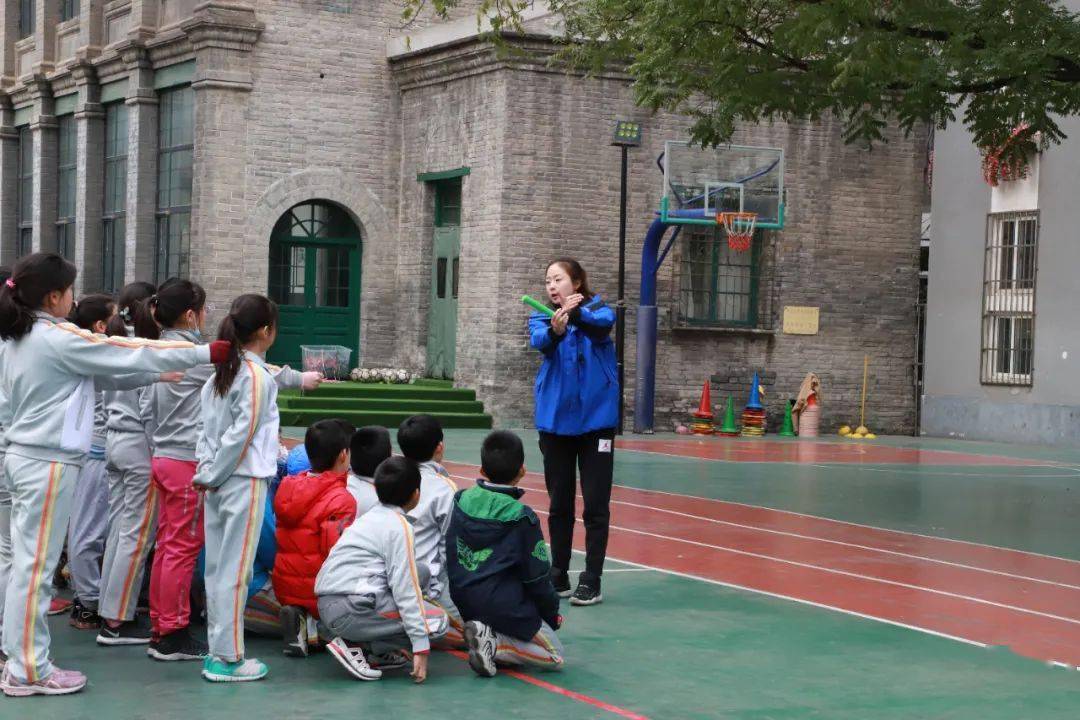 未来期望今后,东交民巷小学教师团队将继续在日常课堂中更加深入钻研