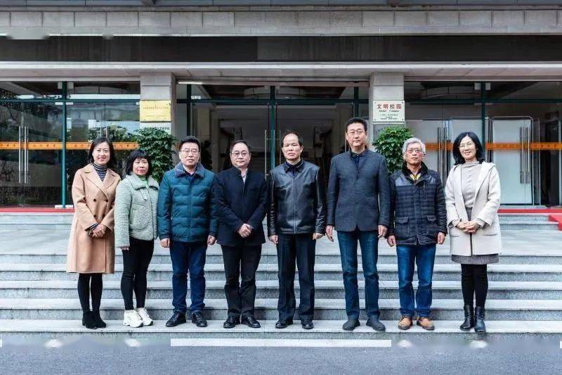 推进长三角教育一体化加强校际间合作与交流马鞍山二十二中与上海闵行