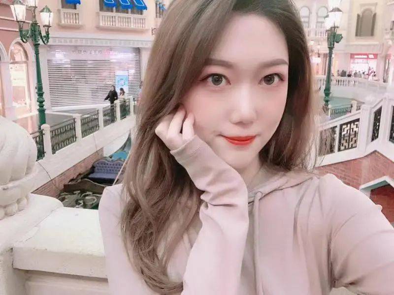 全网最漂亮的美女的主播 05b283a6659c4e08a346f1db52795730.jpeg