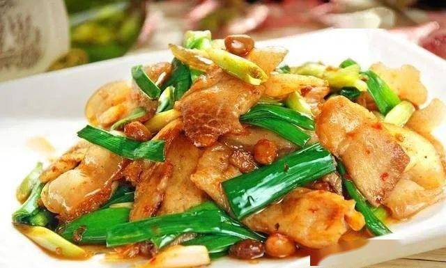 回锅肉炒土豆图片 0c8d649b59b04008bb7ca02098fb52b9.jpeg