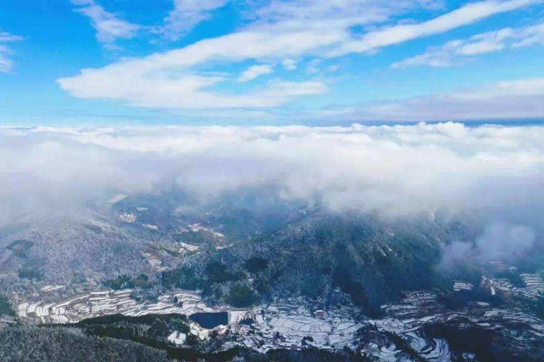 航拍大片天台山的雪啊 是这个冬天写给你的最美情书!