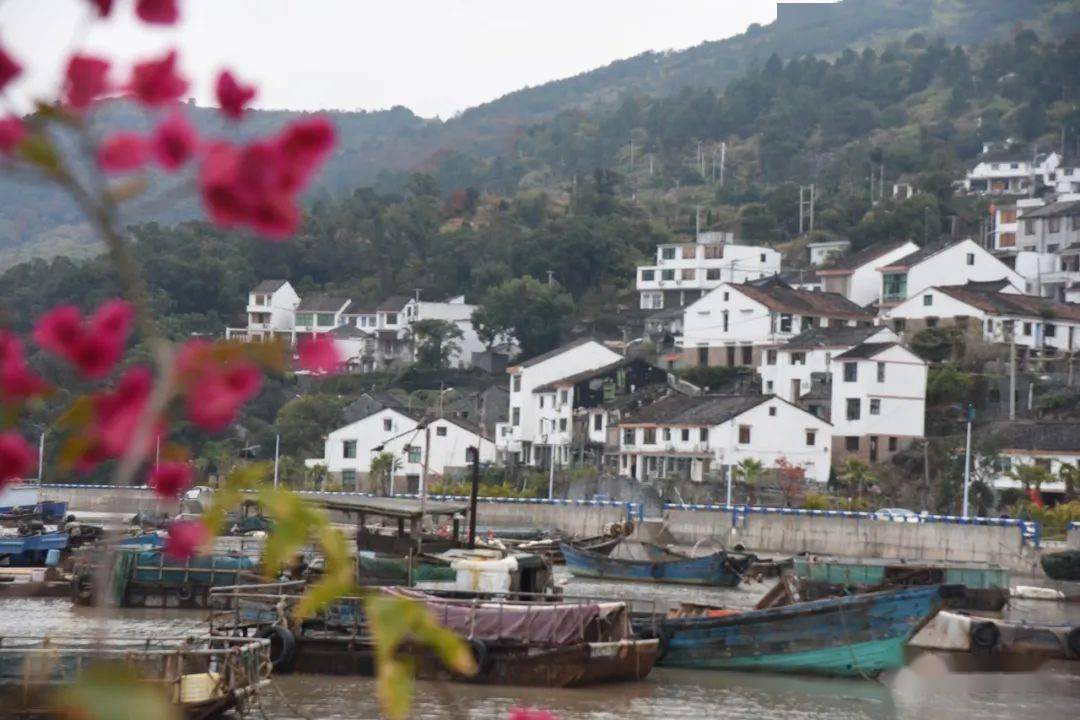 如何打造网红景点 f78e4f3b953d4a41910ad5694412f350.jpeg