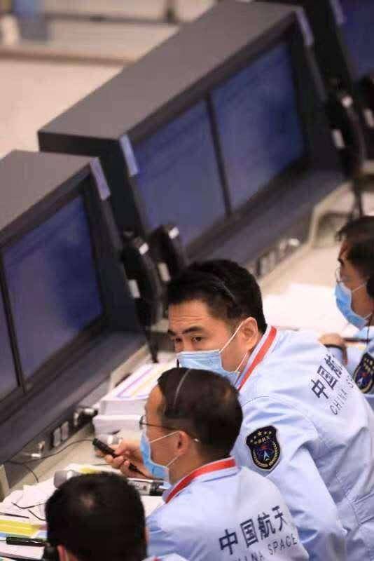 任务|满载“月壤”归故乡——嫦娥五号返回侧记