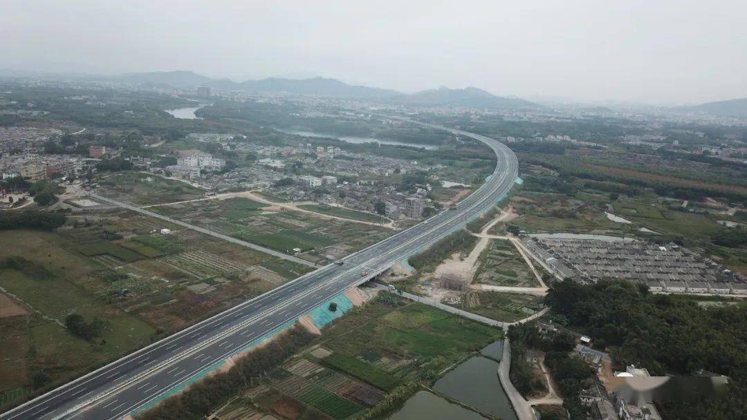 汕湛高速公路梅塘大东山即将通车视频