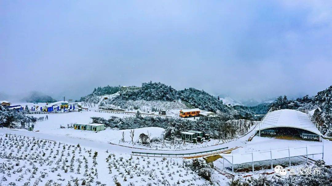 央视都夸"美不胜收"!戏雪罗盘,第二届巴山大峡谷冰雪节开幕啦