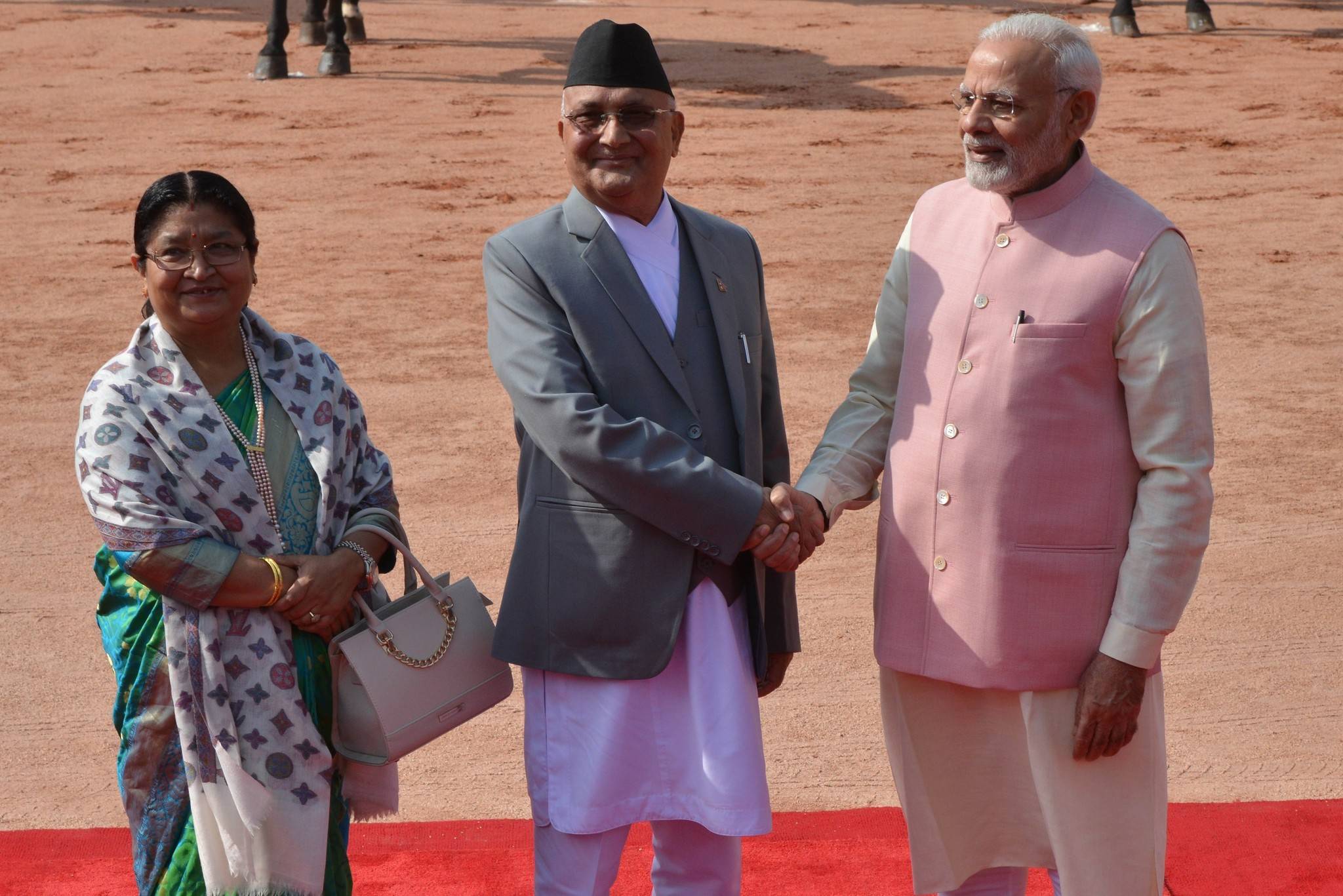 尼泊尔总统宣布解散议会,明年分两阶段举行众议院选举