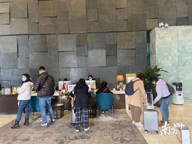 辟谣！广州西塔雅诗阁公寓出现新冠疫情？人员