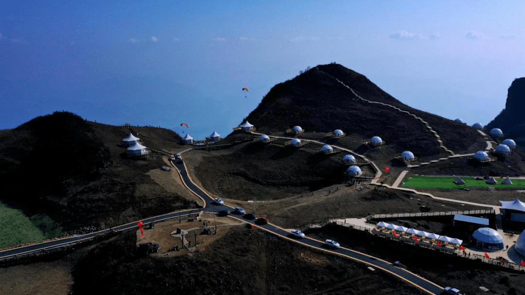 神秘湘西过大年丨龙山八面山景区房车部落正式开业迎客