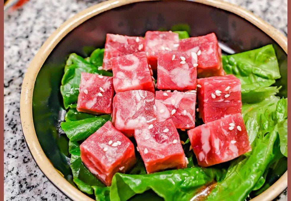 牛肉怎么切方块 5a9e482a4c9d4175bcfe03ba65912a76.jpeg