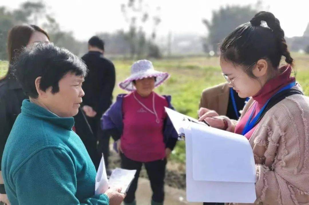 暖心的人口普查_暖心图片唯美