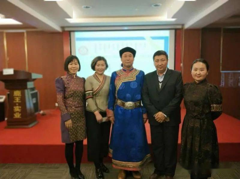 外蒙古有多少人口_外蒙古女人图片(2)