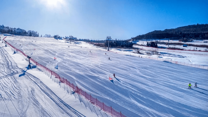 觅雪长白青岛直航长白山鲁能胜地机票酒店滑雪自由行