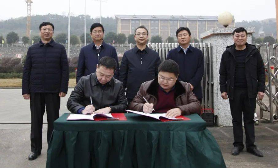 王建毅在致辞中表示,桂林市县统战部门要进一步树立"大统战需要大宣传