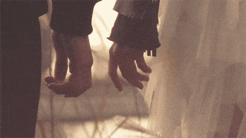 cf1518aac7204d189e9205a0d03f679d.gif