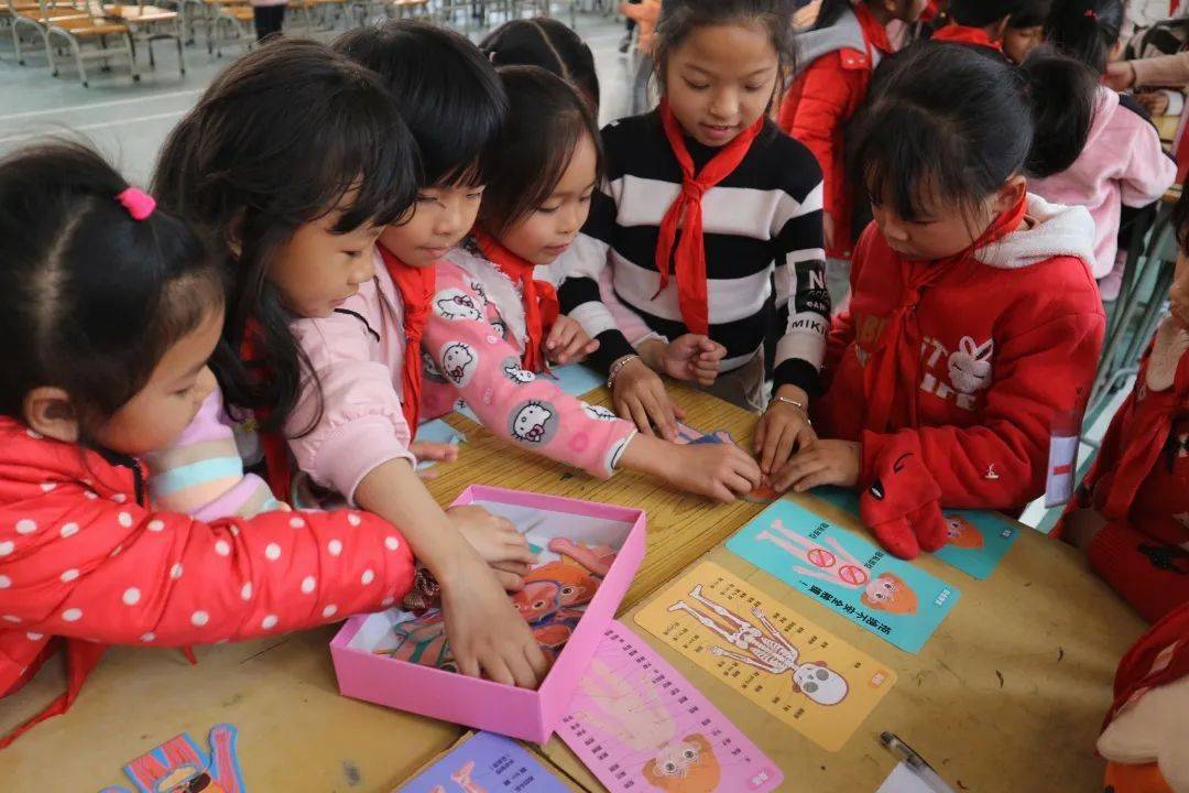 儿童搞笑校园短剧，欢乐的校园生活，欢乐童趣校园短剧，快乐校园生活