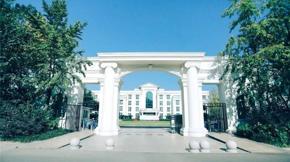 北大成都附属实验学校
