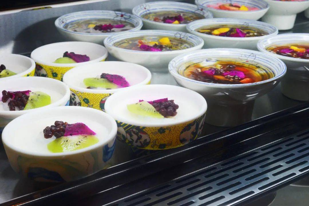 纯水果自助餐 b4a5e0ddcfab4327bff7ba228936a57b.jpeg